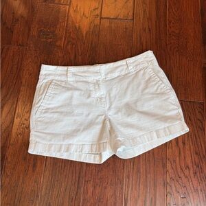 Vineyard Vines Women's White Shorts